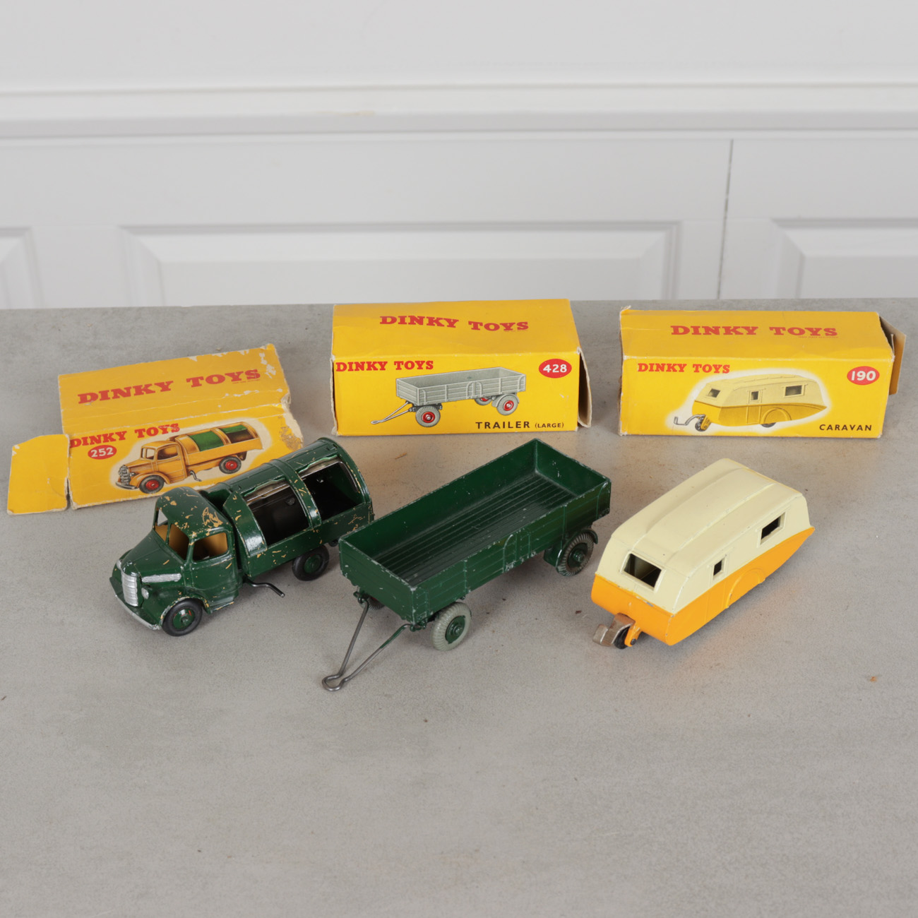 LEKSAKSBILAR Dinky Toys 3 St