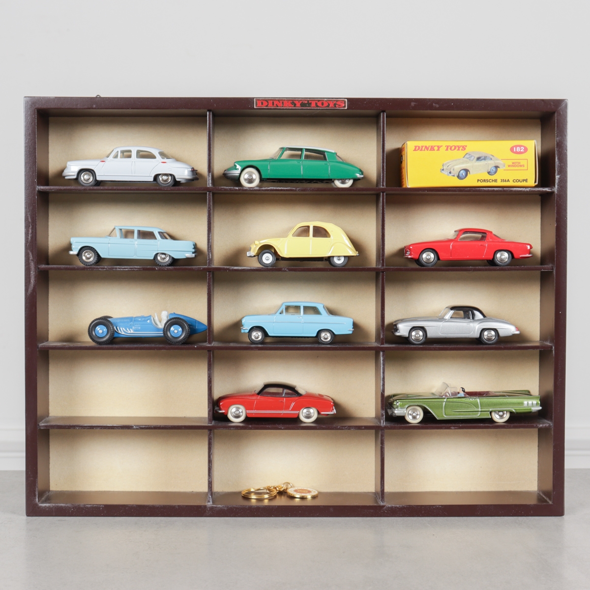 Leksaksbilar St Dinky Toys